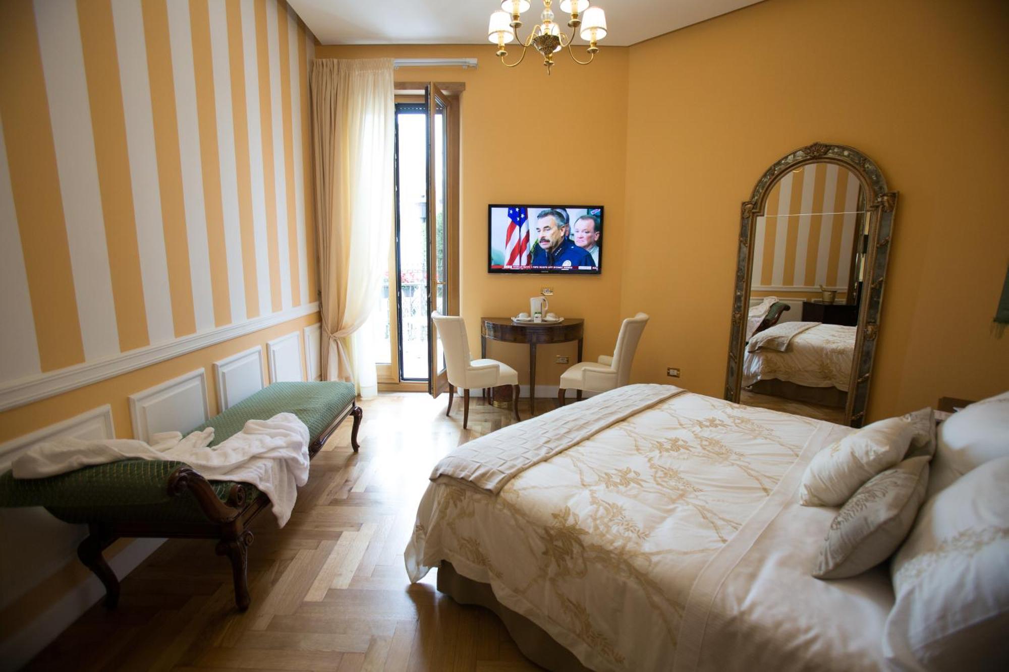 Royal Suite Trinita Dei Monti — Photos 1